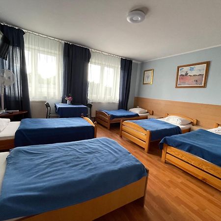 Cbc Pokoje Hotelowe Старогард-Гданьский Экстерьер фото